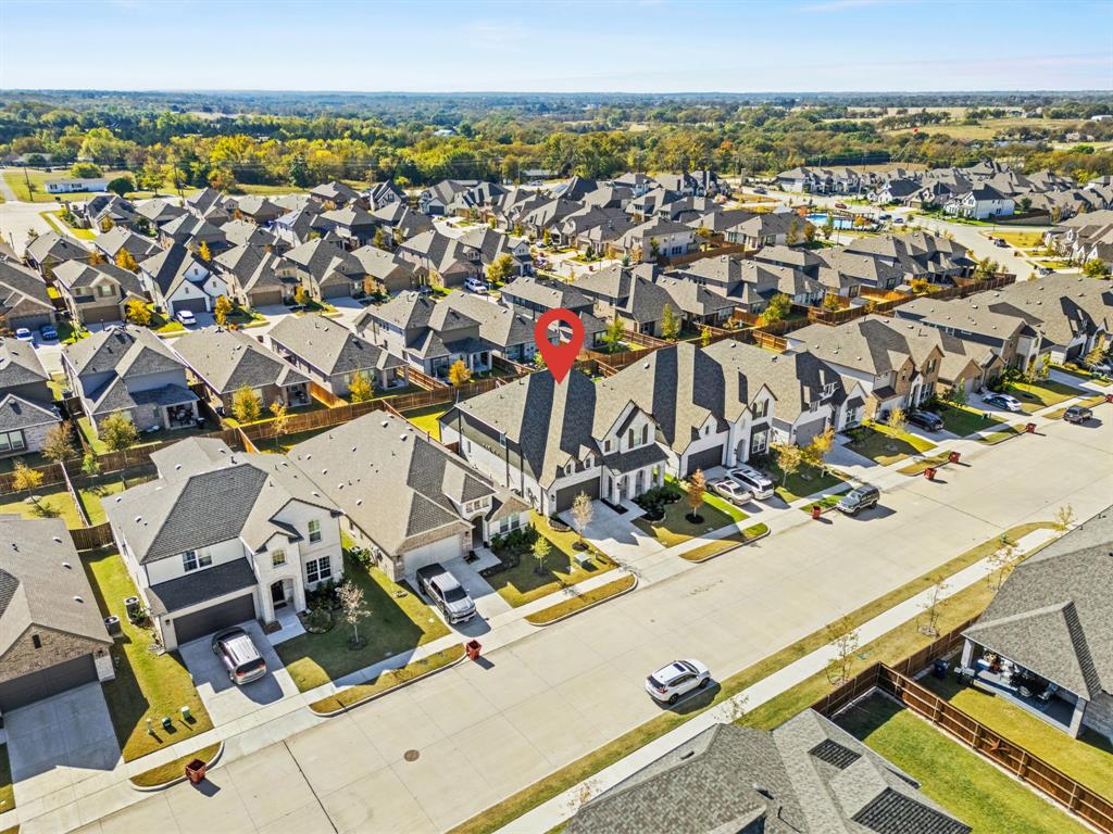 1807 Gateway Lane Van Alstyne, TX 75495 - Photo 5 of 33