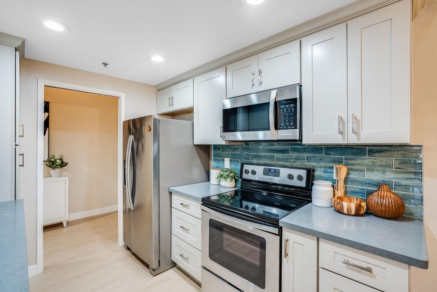 22330 Homestead Road, Unit 117 Cupertino, CA 95014 - Photo 10 of 25 Gallery Image 10