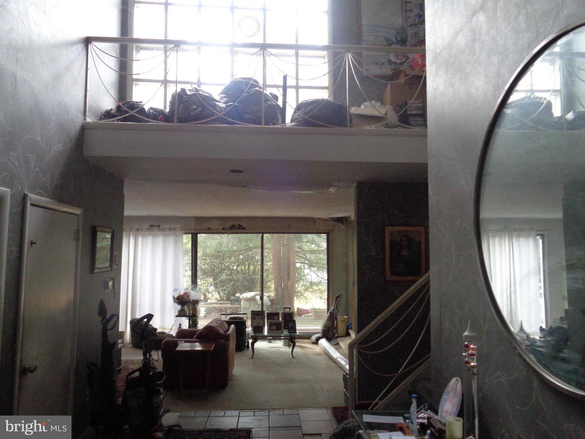 1480 Noble Road Jenkintown, PA 19046 - Photo 4 of 36