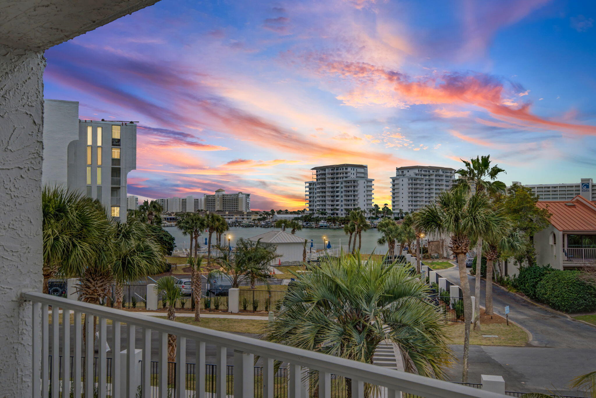 30 Moreno Point Road, Unit 306B Destin, FL 32541 - Photo 5 of 47 26-Dolphin_Pointe_306B_20260216_130_addo