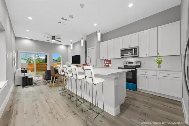 $2,400 | 2505 Birmingham Avenue, Dallas, TX 75215