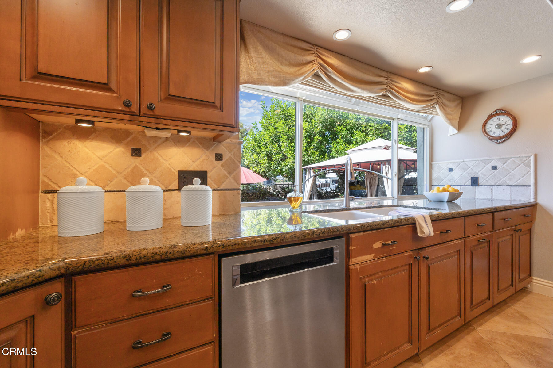 22671 Cheryl Way Lake Forest, CA 92630 - Photo 11 of 51 MLS-27