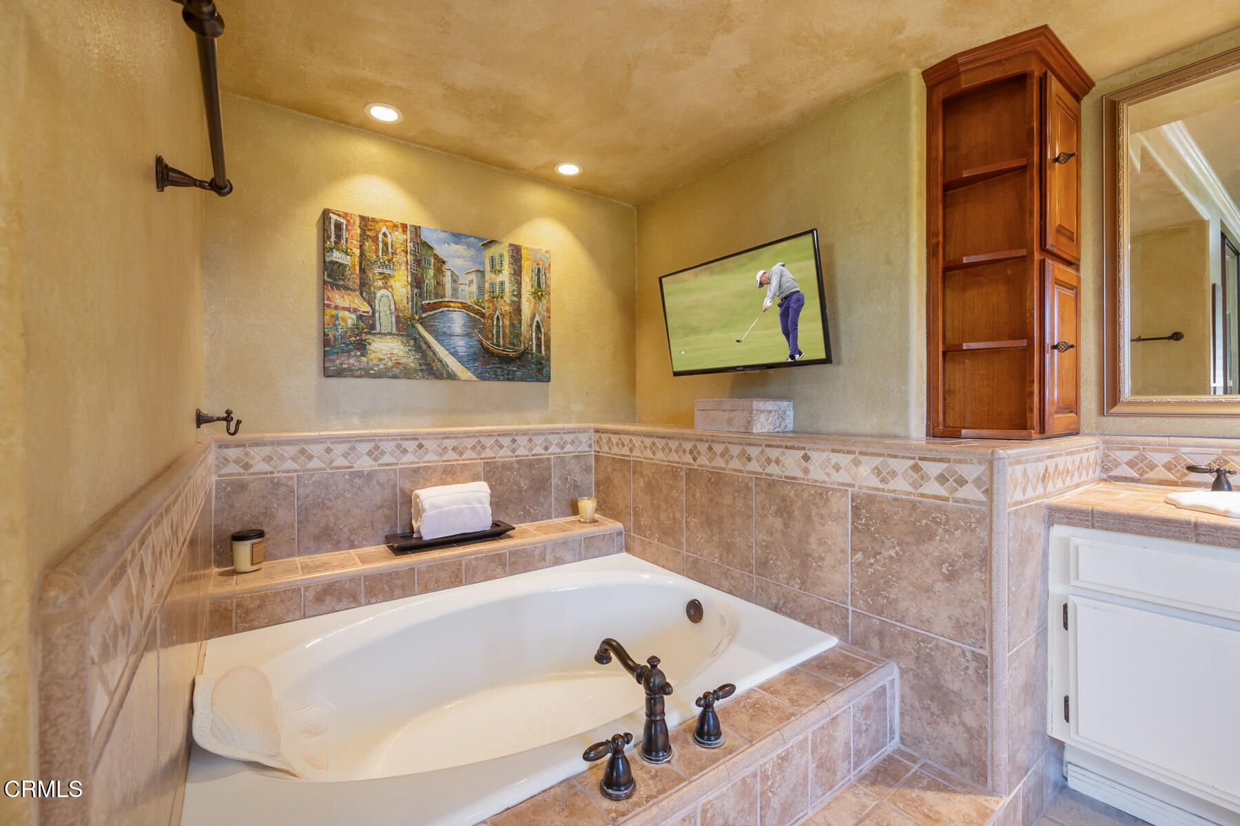 22671 Cheryl Way Lake Forest, CA 92630 - Photo 28 of 51 a bathroom with a tub and sink