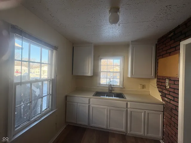 $1,500 | 3448 Kinnear Avenue, Indianapolis, IN 46218