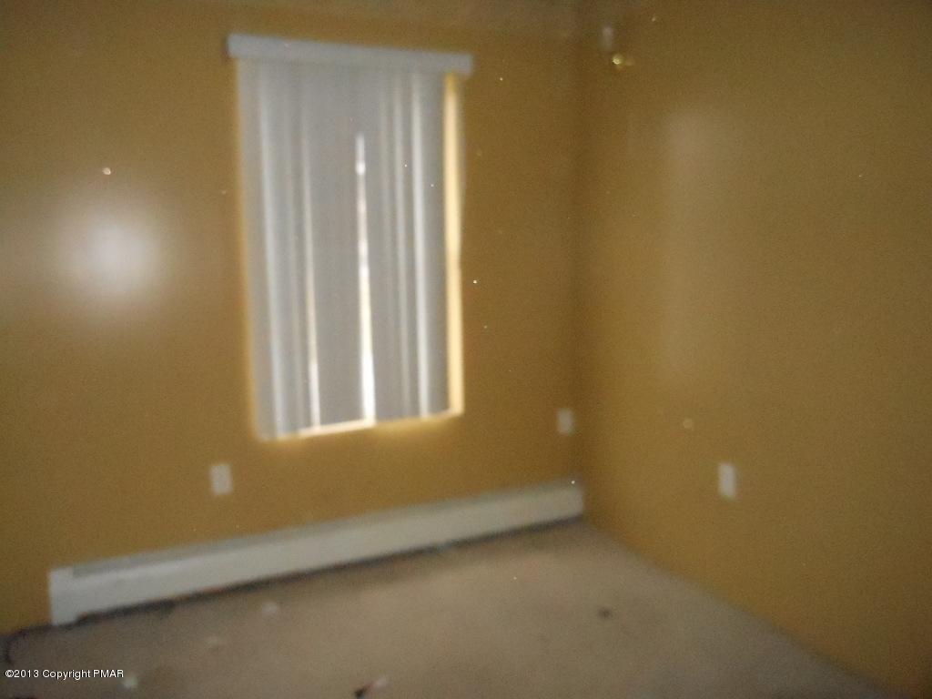 196 Granite Road Long Pond, PA 18334 - Photo 12 of 16 Office