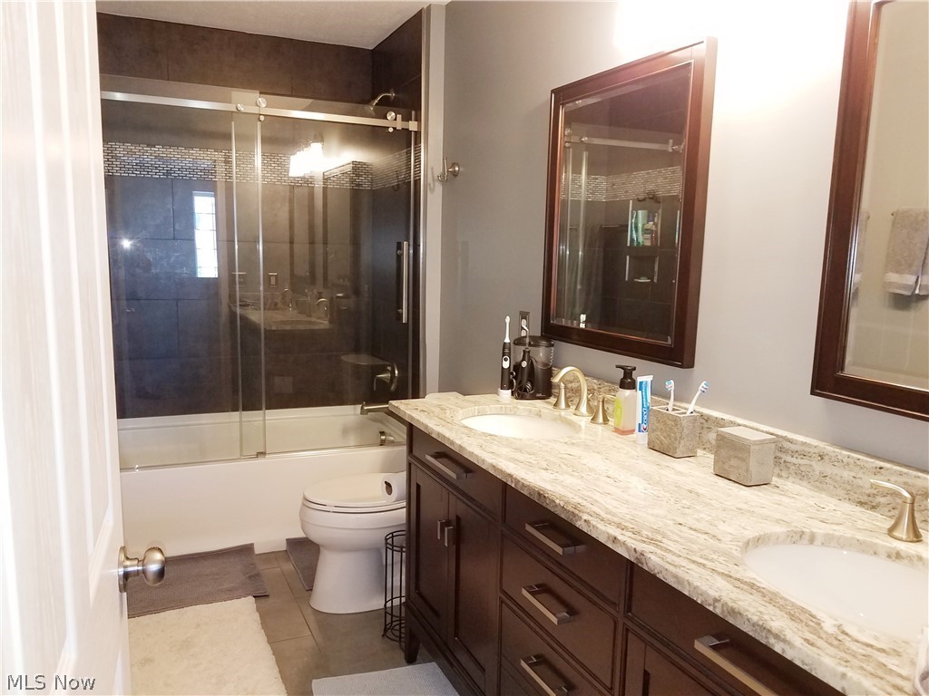 27177 Watkin Road Olmsted Falls, OH 44138 - Photo 22 of 35