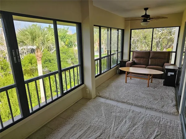 $499,000 | 225 Hour Glass Way, Unit 303, Sarasota, FL 34242