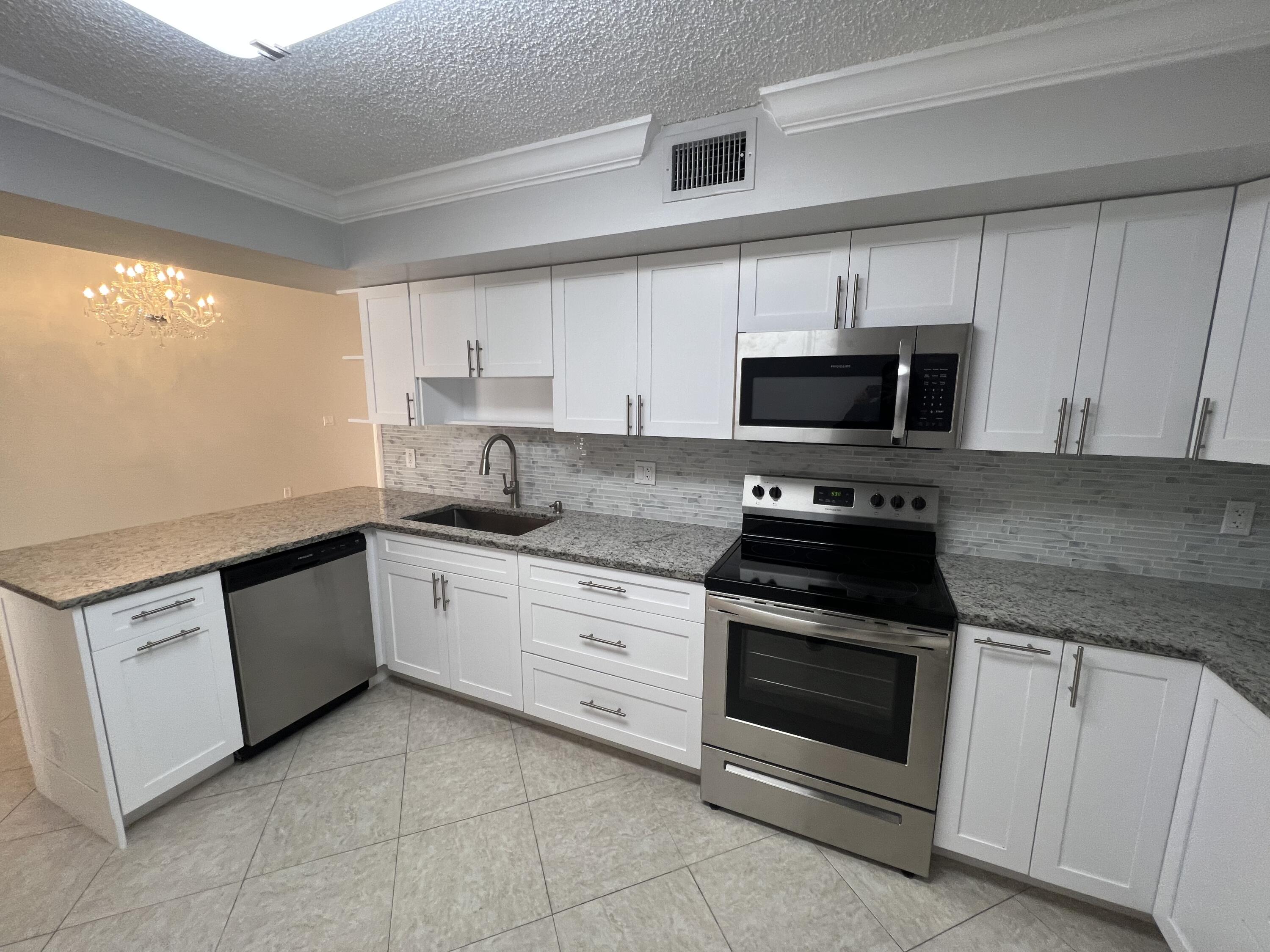 3171 Leewood Terrace, Unit L234 Boca Raton, FL 33431 - Photo 11 of 38 image_50442753