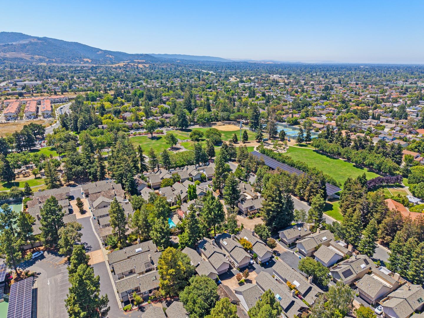 10093 Senate Way Cupertino, CA 95014 - Photo 31 of 34