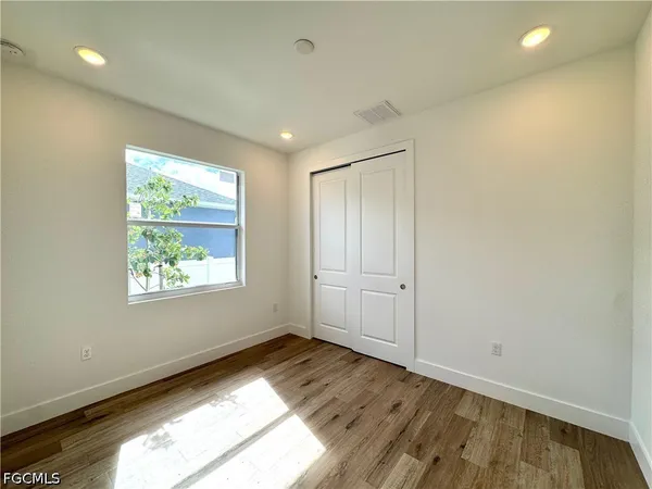 $2,300 | 2914 Southwest 5th Street, Cape Coral, FL 33991