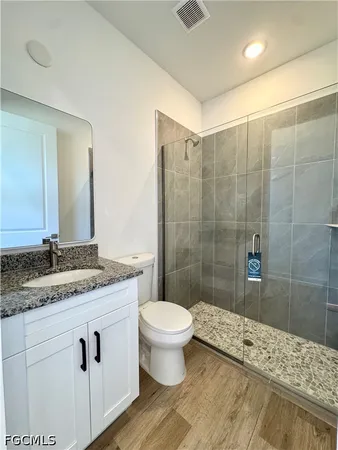 $2,300 | 2914 Southwest 5th Street, Cape Coral, FL 33991