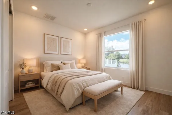 $2,300 | 2914 Southwest 5th Street, Cape Coral, FL 33991