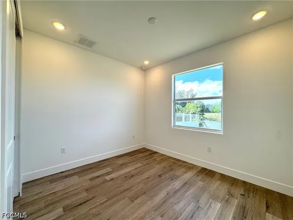 $2,300 | 2914 Southwest 5th Street, Cape Coral, FL 33991