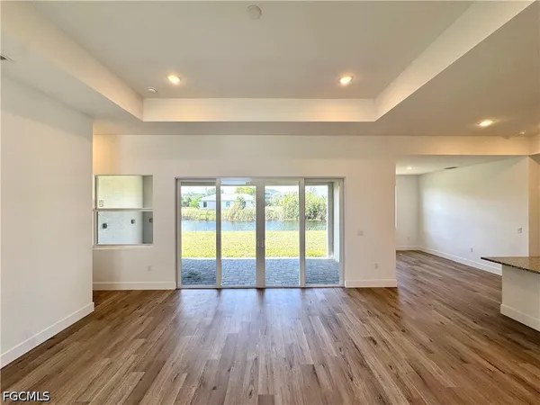 $2,300 | 2914 Southwest 5th Street, Cape Coral, FL 33991