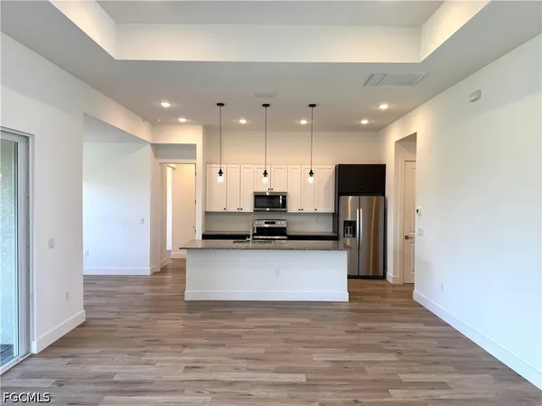 $2,300 | 2914 Southwest 5th Street, Cape Coral, FL 33991