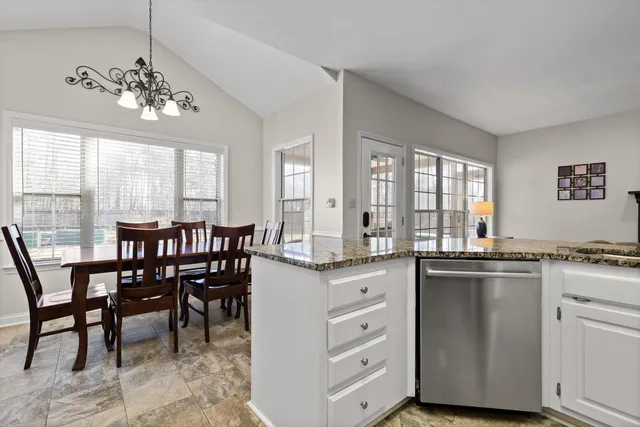 $660,000 | 3700 Scenic Hollow Lane, Signal Mountain, TN 37377