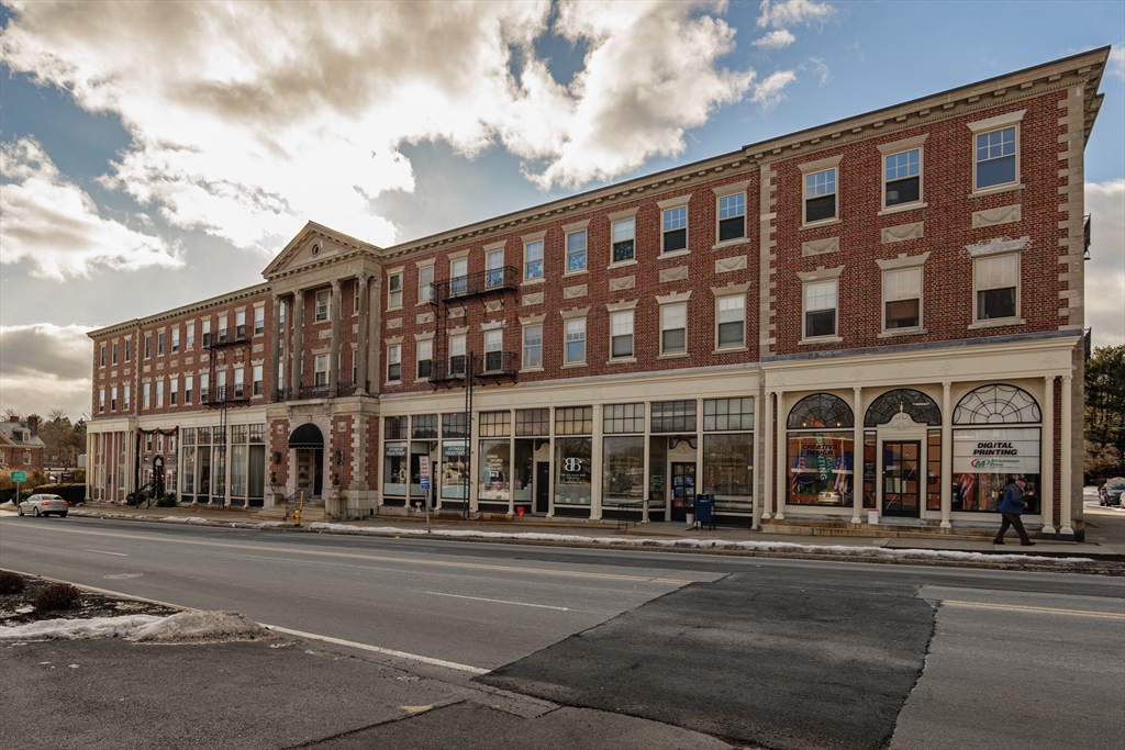 354 North Main Street, Unit 214 Andover, MA 01810 - Photo 32 of 33 front view of a building with a street