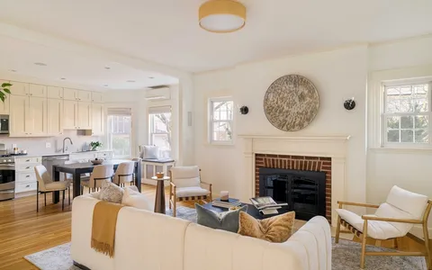 $899,000 | 34 Quincy Street, Unit 1, Medford, MA 02155