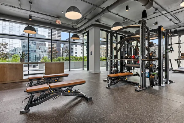 $3,705 | 218 East Grand Avenue, Unit 606, Chicago, IL 60611