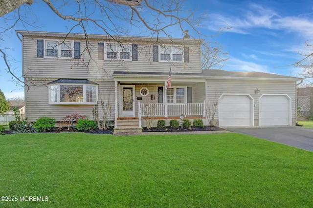 $1,300,000 | 4 Brooke Street, Oakhurst, NJ 07755