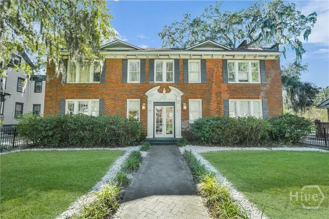 $350,000 | 17 East 37th Street, Unit 3, Savannah, GA 31401