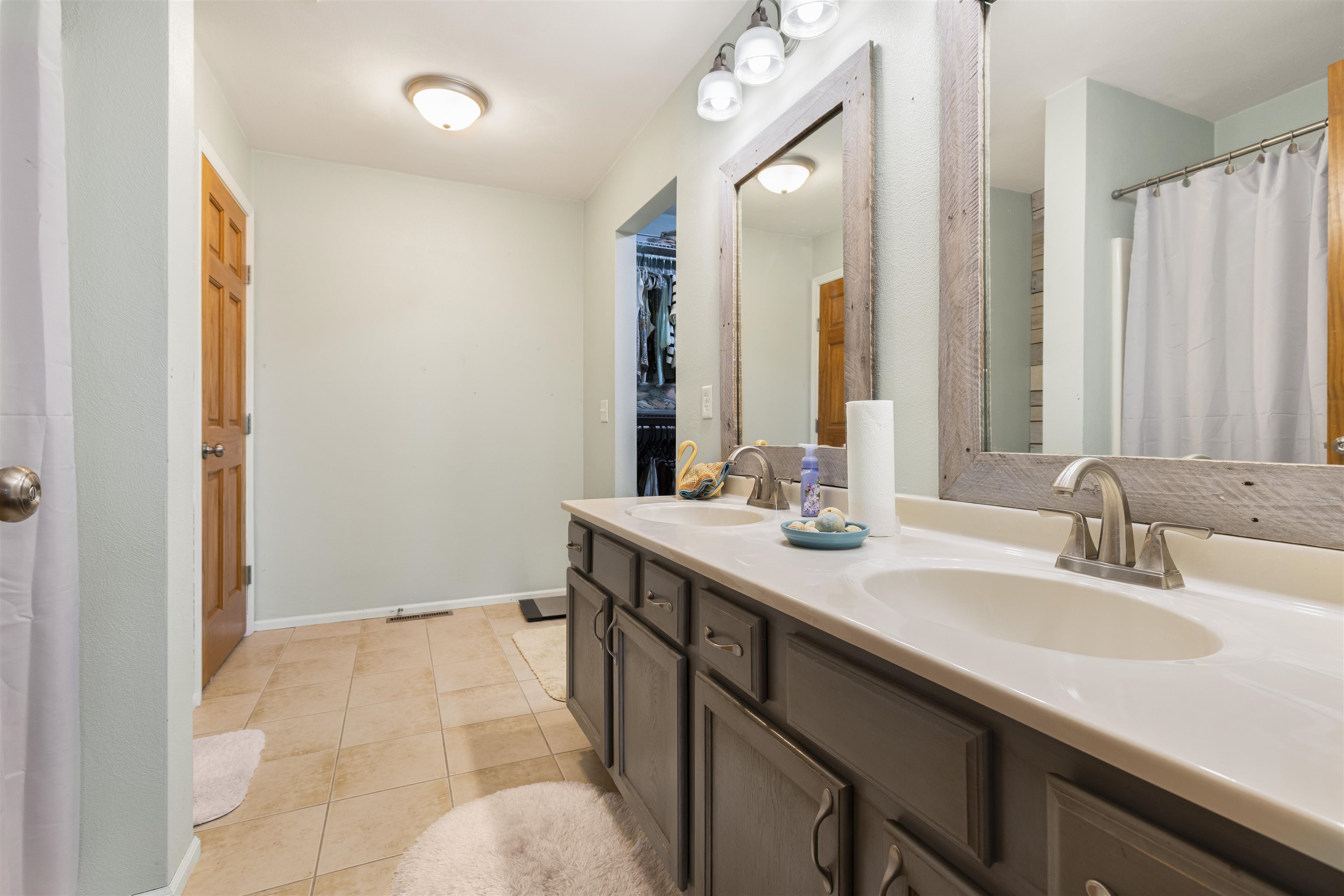 10085 Lismore Road Roscoe, IL 61073 - Photo 12 of 23