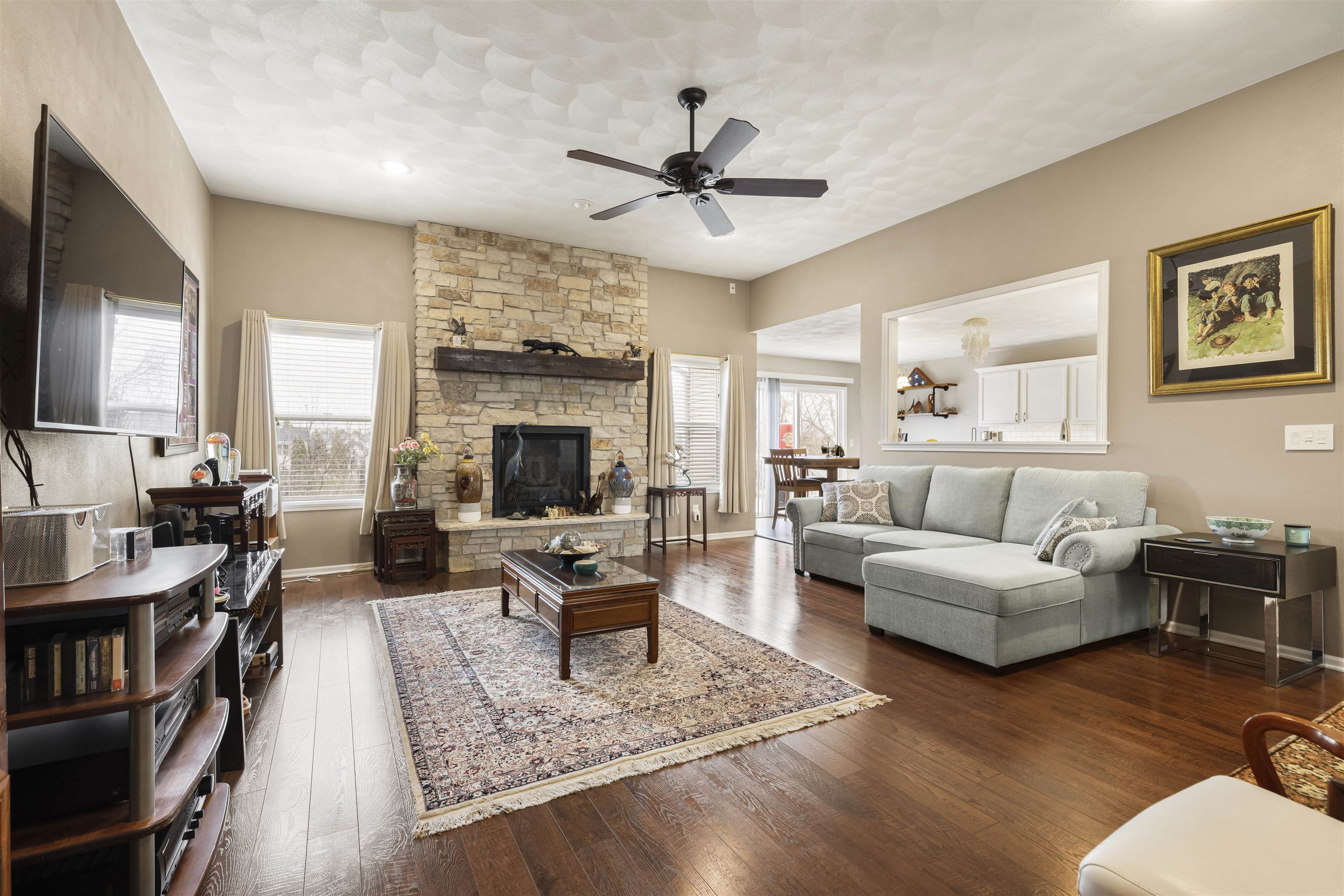 10085 Lismore Road Roscoe, IL 61073 - Photo 2 of 23