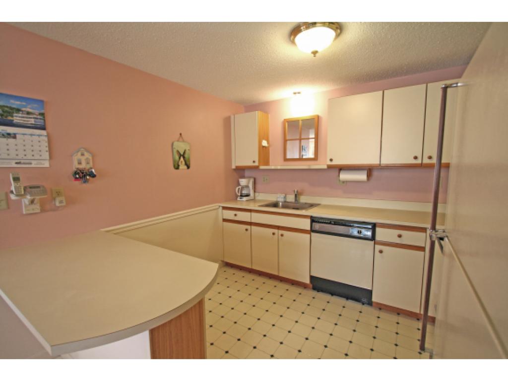 35 Indian Rock Road, Unit 35 Merrimack, NH 03054 - Photo 11 of 36