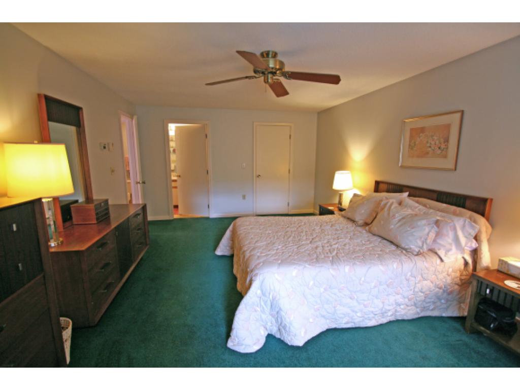 35 Indian Rock Road, Unit 35 Merrimack, NH 03054 - Photo 18 of 36