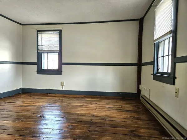 $1,000 | 703 Main Street, Plymouth, CT 06782