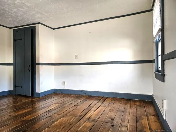 $1,000 | 703 Main Street, Plymouth, CT 06782