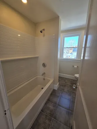 $2,400 | 219 Broadway, Unit 2, Lynn, MA 01904