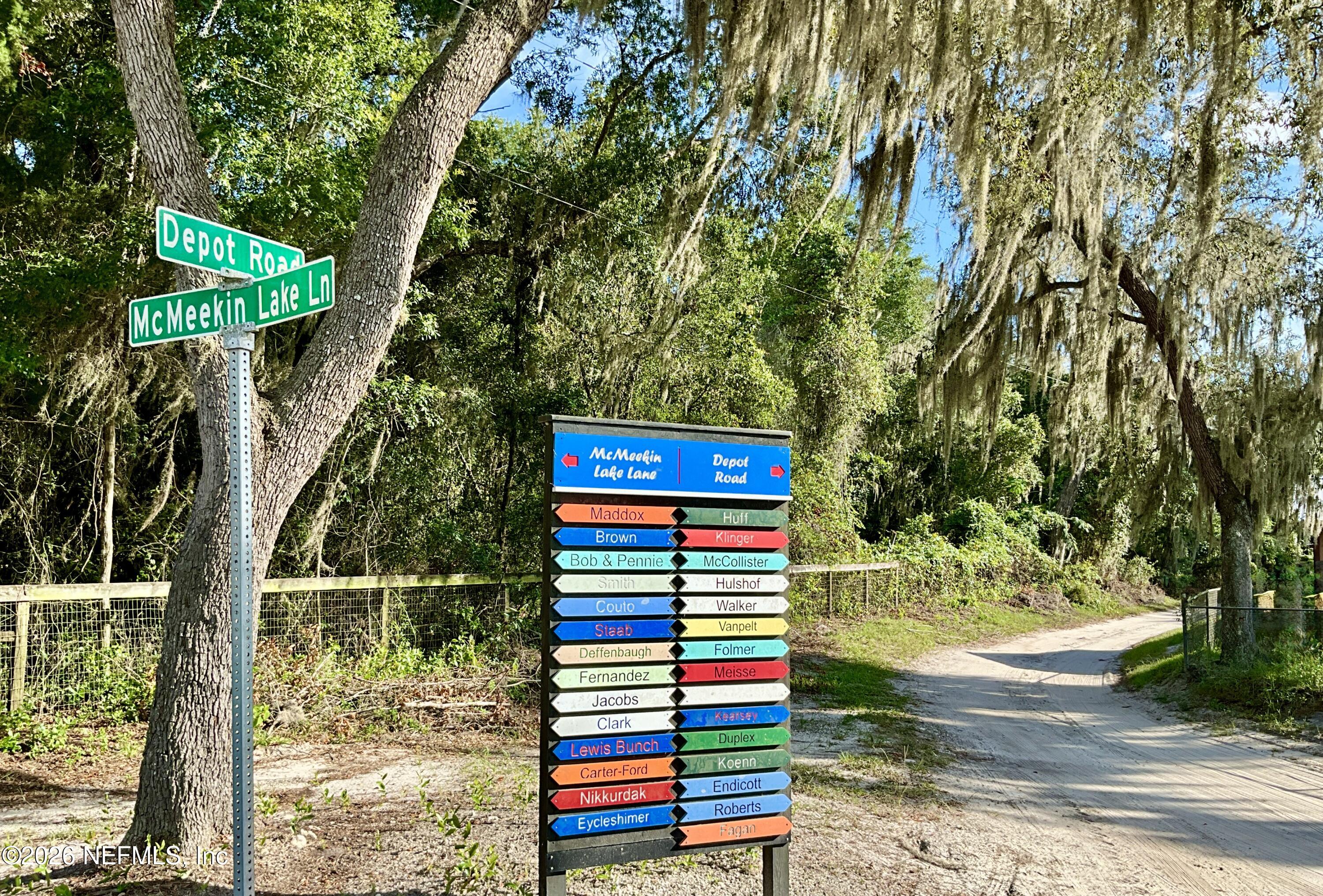 145 Depot Road Hawthorne, FL 32640 - Photo 4 of 54 IMG_3968