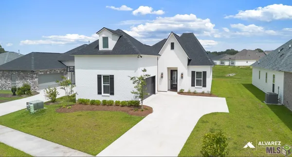 $364,990 | 19002 Frankel Avenue, Zachary, LA 70791