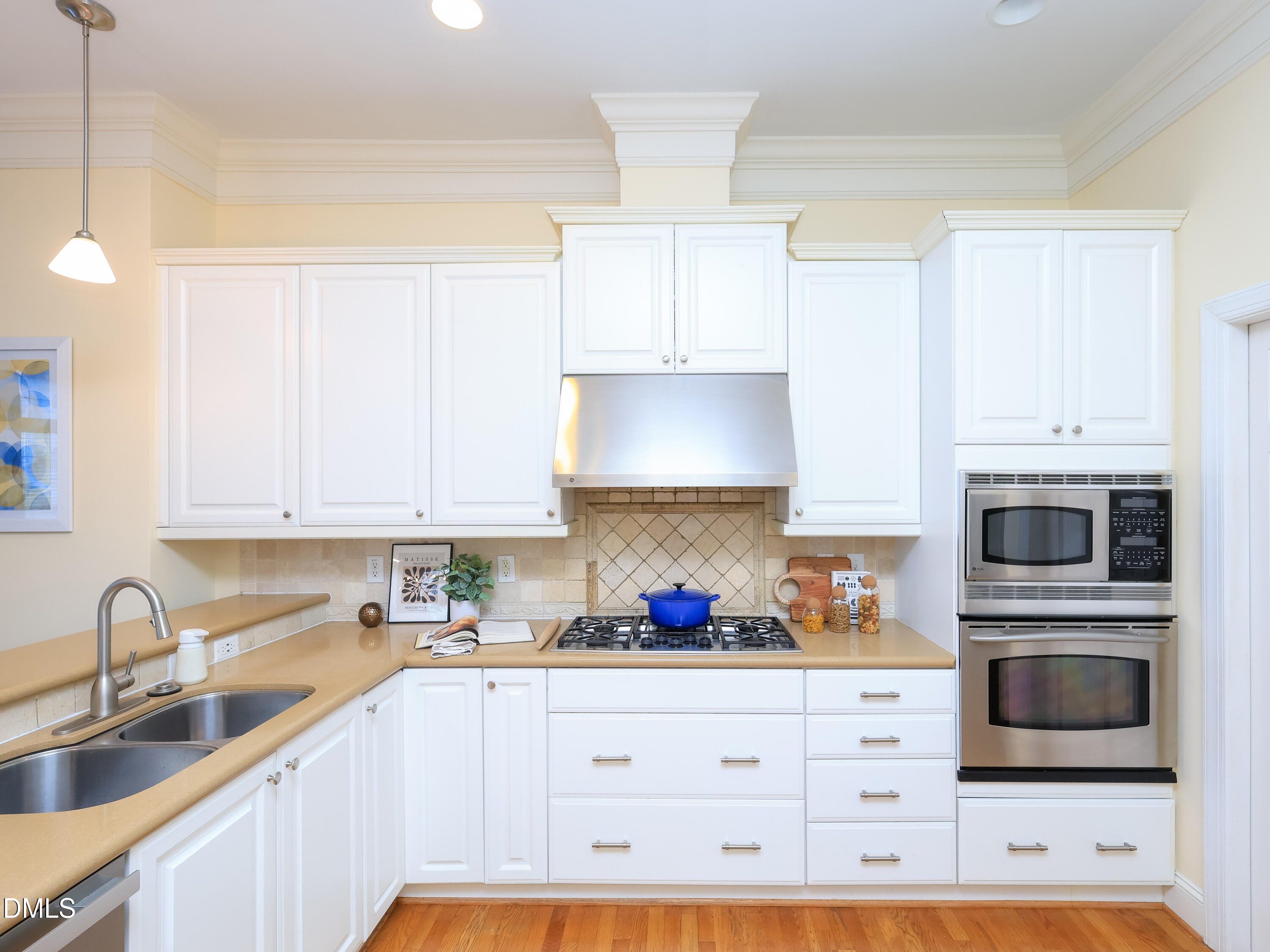 3925 Bentley Brook Drive Raleigh, NC 27612 - Photo 20 of 51 Kitchen