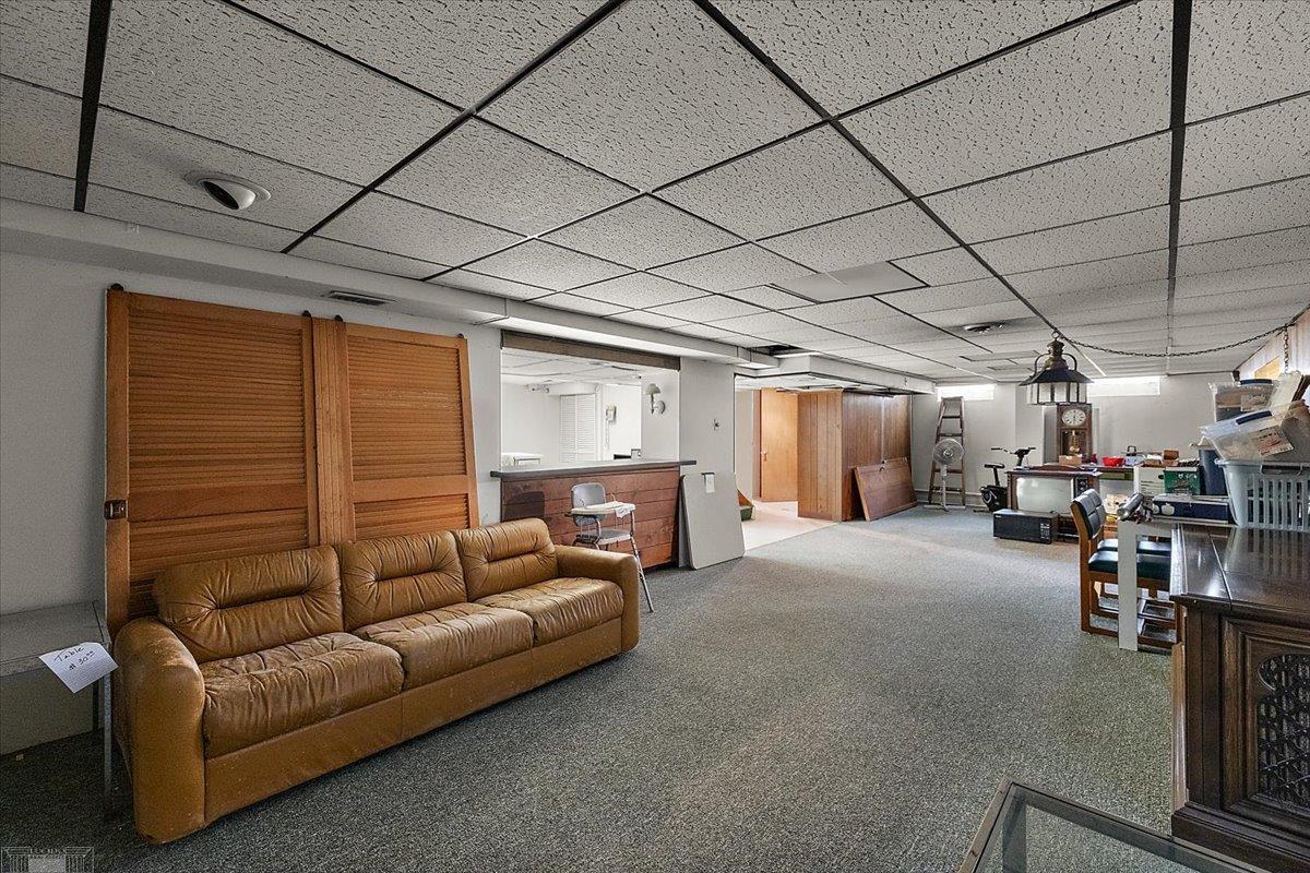 1485 Torrey Road Grosse Pointe Woods, MI 48236 - Photo 44 of 60