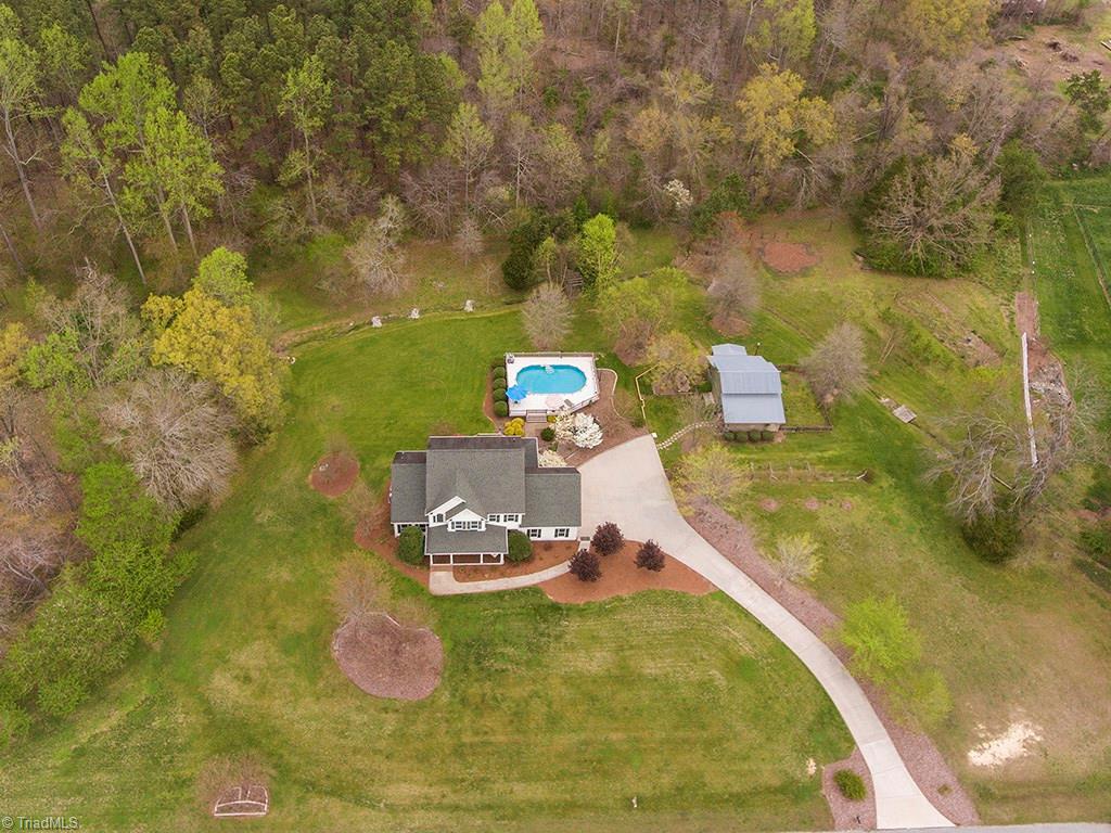 6594 Coltrane Mill Road Greensboro, NC 27406 - Photo 6 of 30
