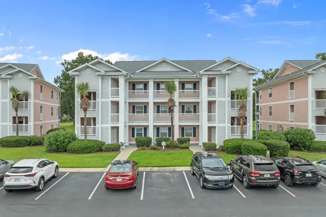 $199,000 | 629 Waterway Village Boulevard, Unit 9D, Myrtle Beach, SC 29579