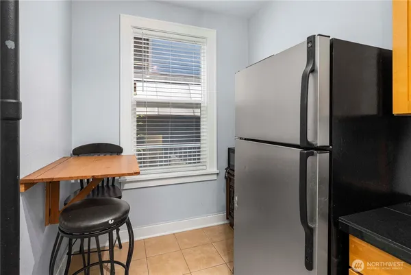 $288,000 | 905 Northeast 43rd Street, Unit 107, Seattle, WA 98105