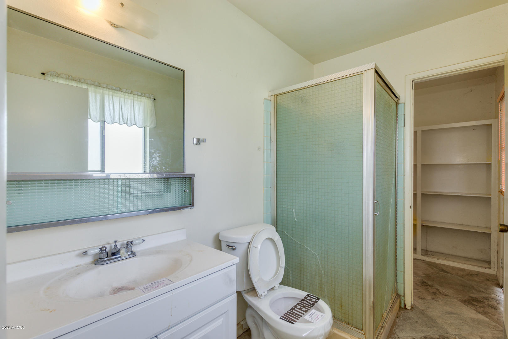 3210 West Calavar Road Phoenix, AZ 85053 - Photo 20 of 29 Master Bath