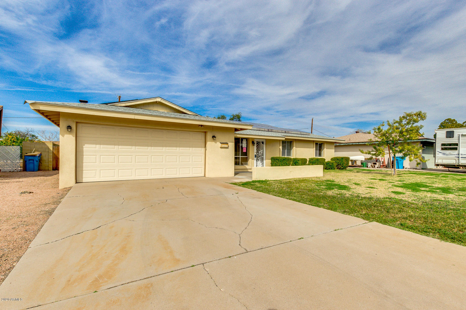 3210 West Calavar Road Phoenix, AZ 85053 - Photo 2 of 29 Front