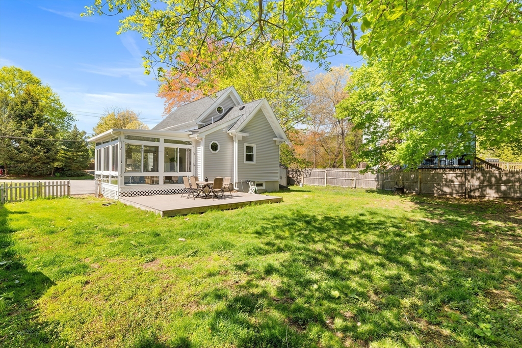 3 Edwards Street Franklin, MA 02038 - Photo 4 of 41