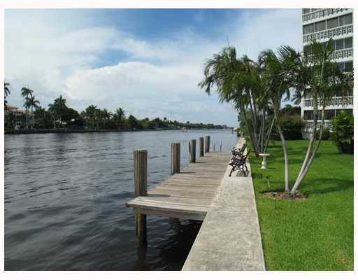 1000 Lowry Street, Unit 2G Delray Beach, FL 33483 - Photo 11 of 13 Additional Photo