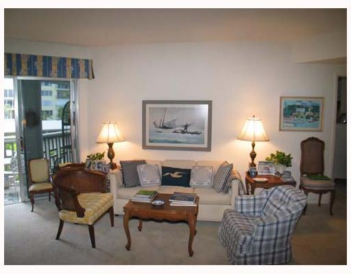 1000 Lowry Street, Unit 2G Delray Beach, FL 33483 - Photo 4 of 13 Additional Photo