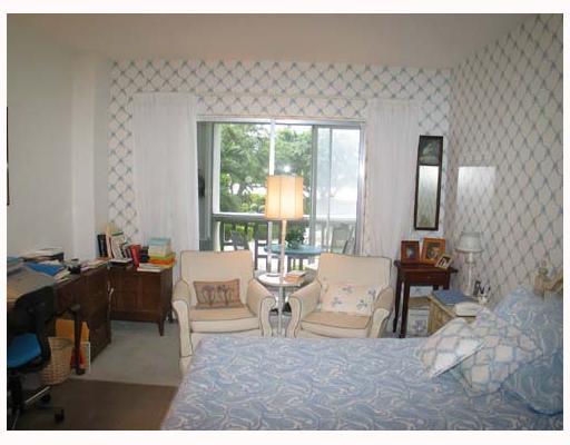 1000 Lowry Street, Unit 2G Delray Beach, FL 33483 - Photo 6 of 13 Additional Photo