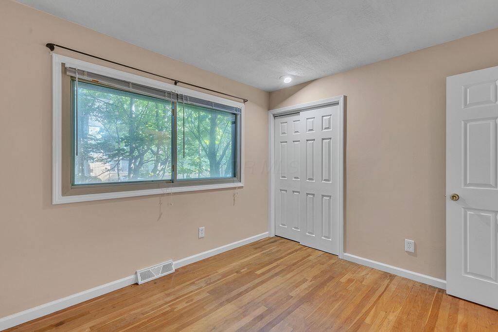 6198 Karl Road Columbus, OH 43229 - Photo 22 of 37 Bedroom 1
