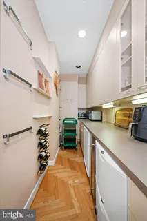 $1,600,000 | 12 Brendle Lane, Wilmington, DE 19807