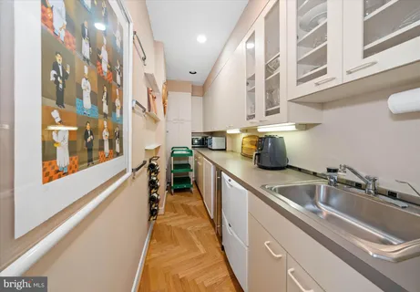 $1,600,000 | 12 Brendle Lane, Wilmington, DE 19807