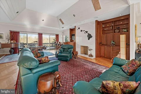 $1,600,000 | 12 Brendle Lane, Wilmington, DE 19807