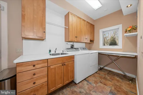 $1,600,000 | 12 Brendle Lane, Wilmington, DE 19807